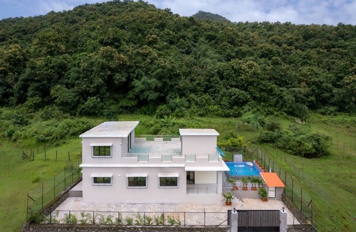 Alibaug Villa | Alaya Stays The Fernstead 5BHK Villa