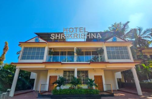 Nagoa Villa | Alaya Stays Villa Plume 4-BHK Pet-Friendly Villa with Private Pool and Sit Out Near Calangute Beach