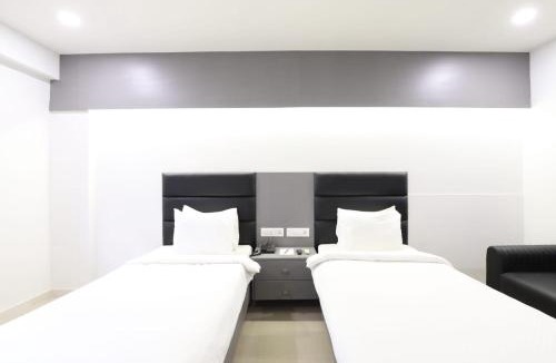 Vastrapur Hotel | Alba Premier, Ahmedabad