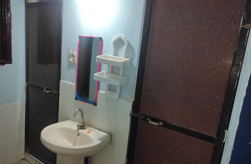 Ujjain House | All bed room is family room and family environment
