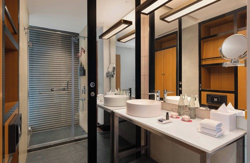 Kadubeesanahalli Hotel | Aloft by Marriott Bengaluru Outer Ring Road