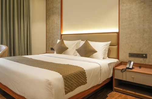 Kozhikode Hotel | Alora Grand Hotel