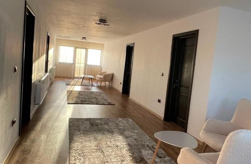 Novaci House | Alpine Grace Retreat