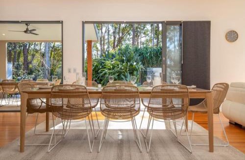 Boomerang Beach House | Always Summer Boomerang