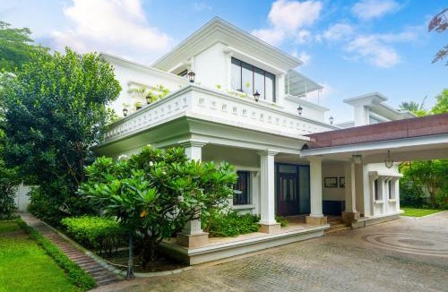 Khattalwada Villa | amã Stays & Trails - Hermitage Villa, Kolkata