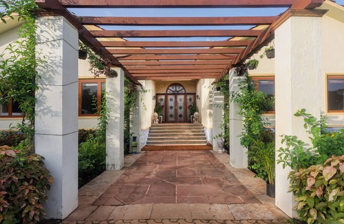Awas Villa | amã Stays & Trails Nine Palms, Alibag