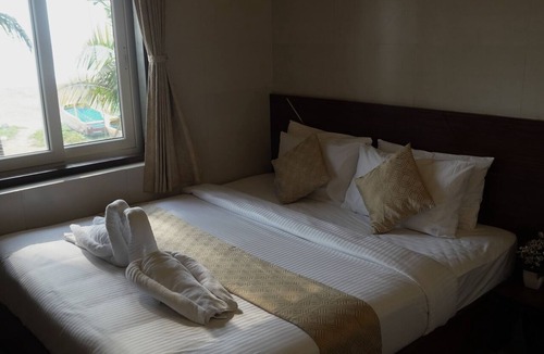Mavalli Hotel | Amani Beach Homestay