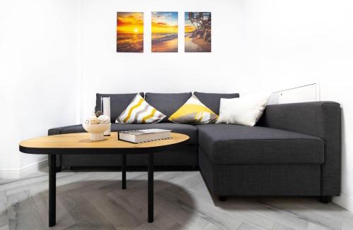 Popesti-Leordeni Apartment | Amaria Sunrise
