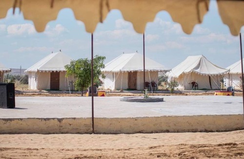 Jaisalmer RV Rental | Amazing desert camp