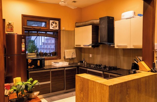 Kasauli Villa | Ambaram 4BR Villa With Jacuzzi and Private Lawn
