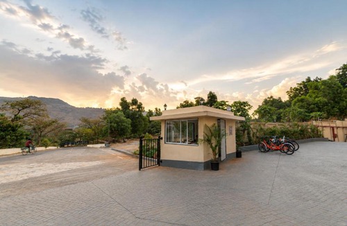 Kune Village Resort | Amoravida by 7 Apple Resort, Khandala