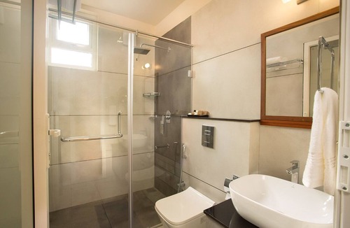 Vythiri Resort | Amrezy Luxury Resort & Spa