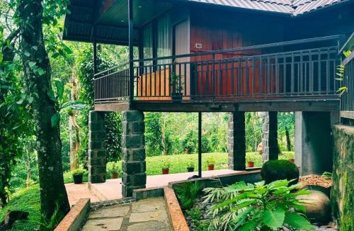 Udumbanchola Villa | Amrita Nanda Farm Stay - Near Munnar 21 km from town