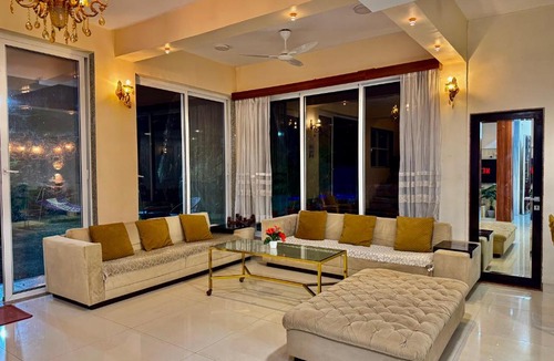 Arsiwalla Villa Villa | AMY VILLA LONAVALA 5Bhk with swimming pool and garden