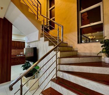 Arsiwalla Villa Villa | AMY VILLA LONAVALA 5Bhk with swimming pool and garden