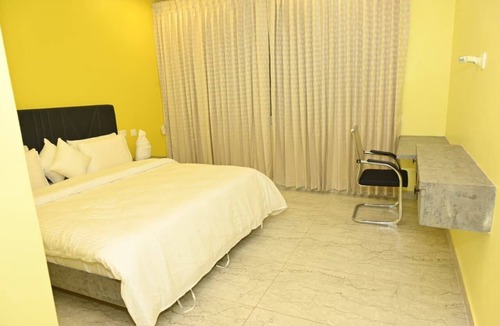 Amalapuram Hotel | Anand Vihar Hotel