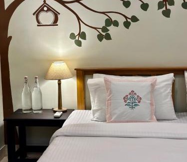 Uchiyarda House | ANAND VILLA HOLIDAY HOME, 5BHK Villa