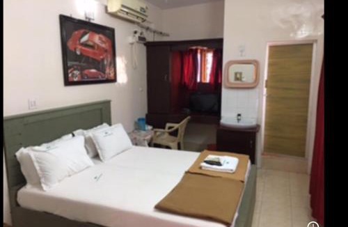 Varkala Hotel | Anandan Tourist Home