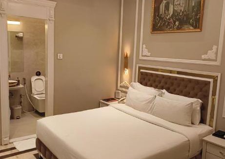 Ghansoli Hotel | Anant Palace