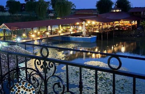 Salonta Hotel | Ancora