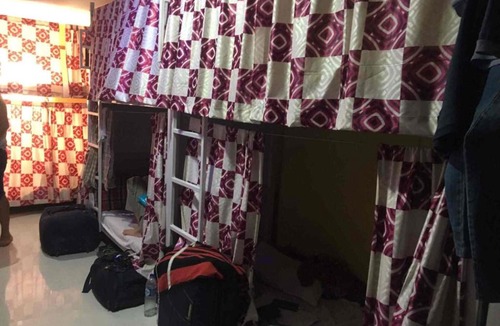 Mumbai Hostel | Andheri East Dormitory