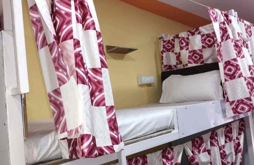 Mumbai Hostel | Andheri East Dormitory