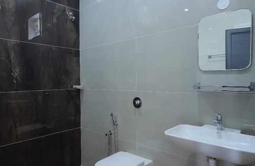 Kalapettai Hotel | Anglo Resort