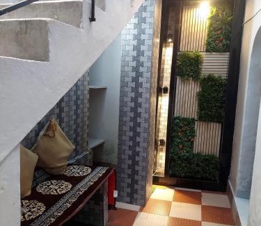 Kalighat House | Ani's Homestay