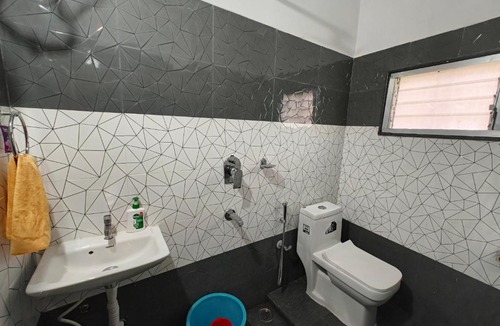 Bagdogra House | Anjali Homestay - 10 mins from Bagdogra airport