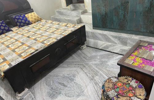 Gulab Sagar Apartment | Anne Guest House