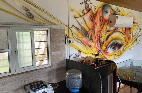 Paud House | Anokkha lake view studio with private pool