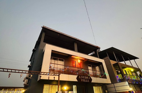 Panchgani Villa | "Anudra Villa: Your Private Oasis of Relaxation and Splendor 🌴✨