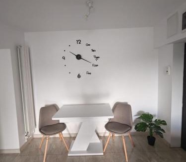 Braila Apartment | Apartament Bianco