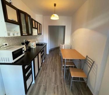 Horezu Apartment | Apartament Mioritza 2A