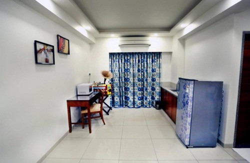 Vastrapur Apartment | Apartment 3 - The Park Residency in Ahmedabad