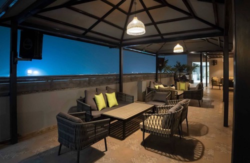 Kharar Apartment | Apartment in Mohali with Rooftop Pool