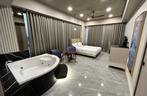 Ahmedabad Hotel | Apricot Motera