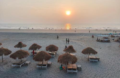 Ashvem Hotel | Aqua Beach Rooms, only accommodation on Ashwem Beach