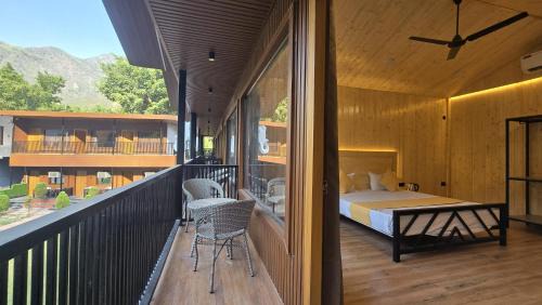 Paliyal Gaon Resort | Aqua Forest River Resort
