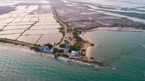 Vilattikulam Resort | Aqua Outback