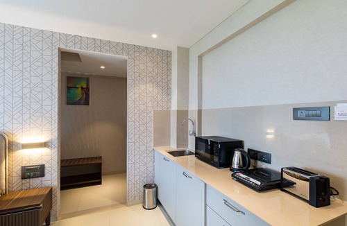 Mundhwa Hotel | AR Suites Jewels Royale