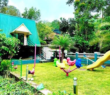 Thankamony part House | Arabian Holiday Resort Family Cottage One Room Two Bed