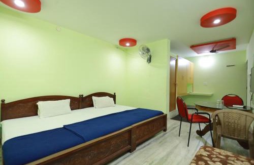 Thrippunithura Hotel | Arackal Tourist Home