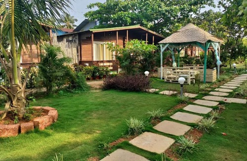 Arambol Hotel | Arambol Lake Resort