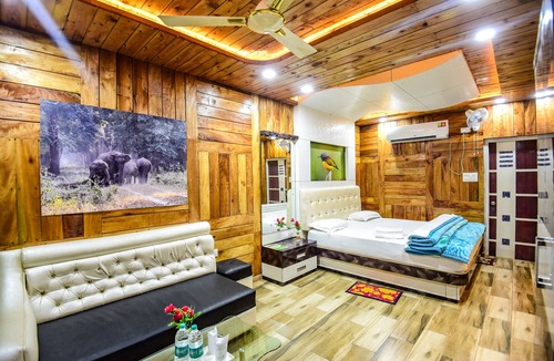 Lataguri Hotel | Aranya Jungle Resort