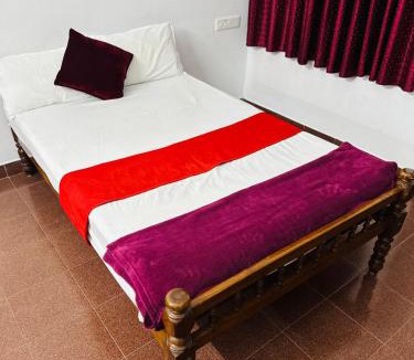 Vaikam House | Arayathu Heritage Villa Resort