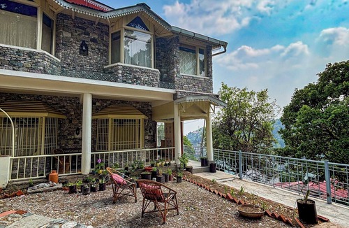 Nainital Villa | Arnav Villa- Charming Naini lake view retreat in Nainital
