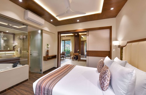 Lonavala Hotel | Arova Woods Zinc Journey by The Fern