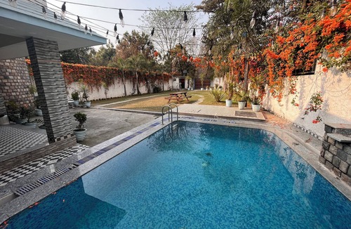 Bullawala Villa | Arubhi Cottage, a green hideaway with pool