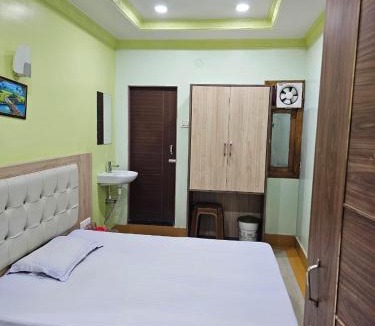 Phulbani Hotel | Arya Palace